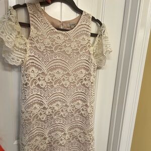Francesca’s cream lace dress